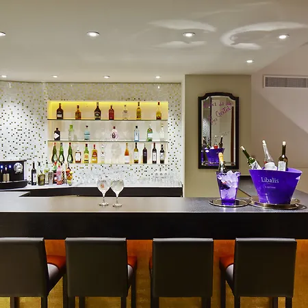 Palladium 4*